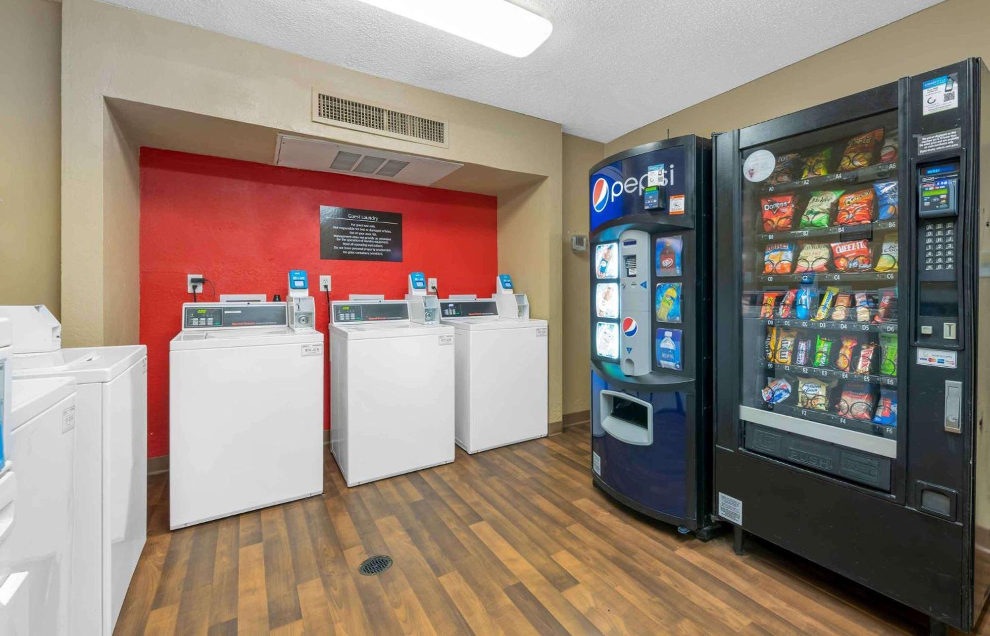 Extended Stay America Select Suites - Jacksonville - Baymeadows Exteriér fotografie